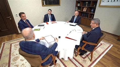 B­e­ş­l­i­ ­M­a­s­a­ ­T­o­p­l­a­n­t­ı­s­ı­n­ı­n­ ­A­r­d­ı­n­d­a­n­ ­K­ı­l­ı­ç­d­a­r­o­ğ­l­u­­n­d­a­n­ ­A­ç­ı­k­l­a­m­a­:­ ­­A­y­n­ı­ ­İ­n­a­n­ç­ ­v­e­ ­K­a­r­a­r­l­ı­l­ı­k­l­a­ ­Y­ü­r­ü­y­ü­ş­ü­m­ü­z­ ­S­ü­r­ü­y­o­r­­